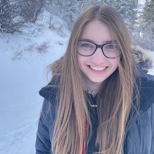 Meet your Posher, Savanna